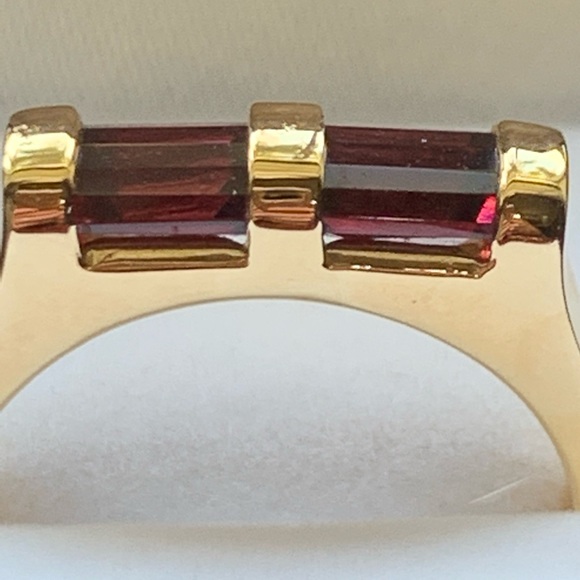 NWOT 14KY Genuine Mozambique Garnet Barrel Ring - Picture 4 of 12
